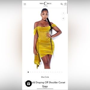 Miss circle gold gown
